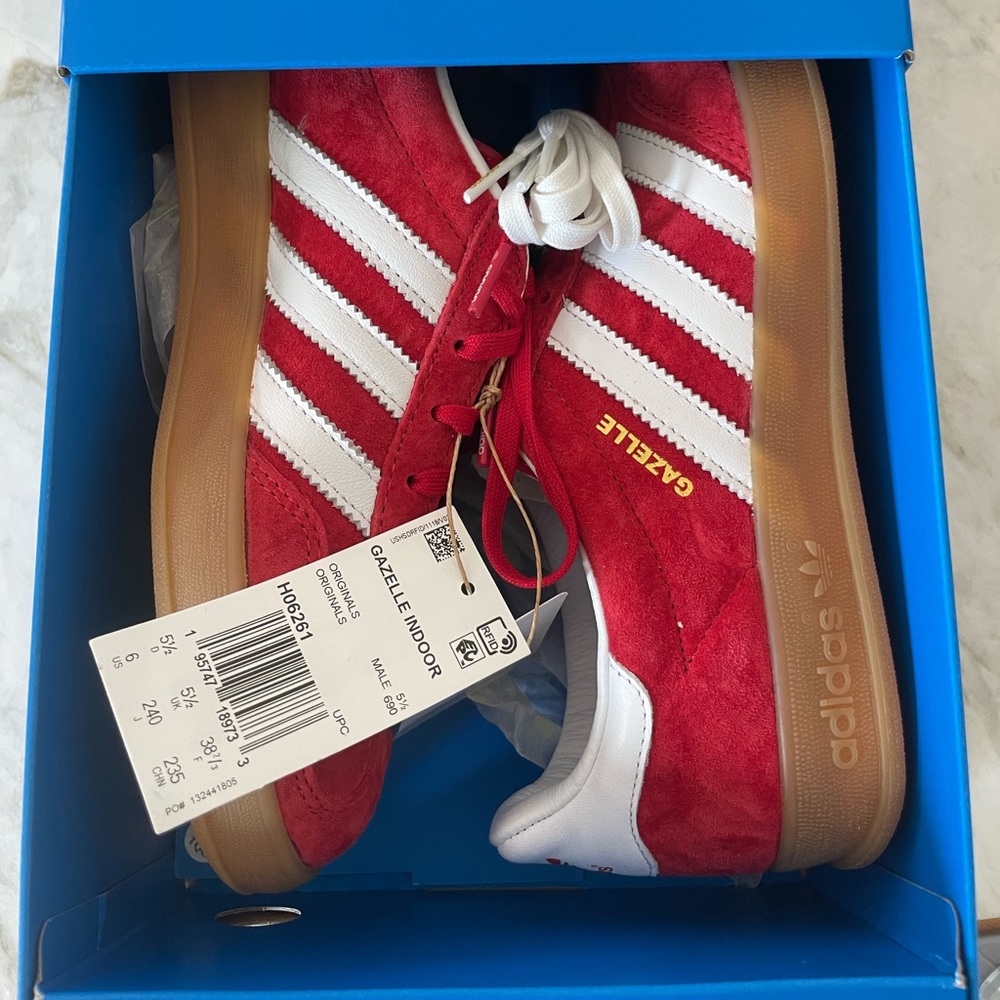 Adidas Gazelle Indoor Red men’s 6/women’s 7 (runs big closer to 7.5). NWT